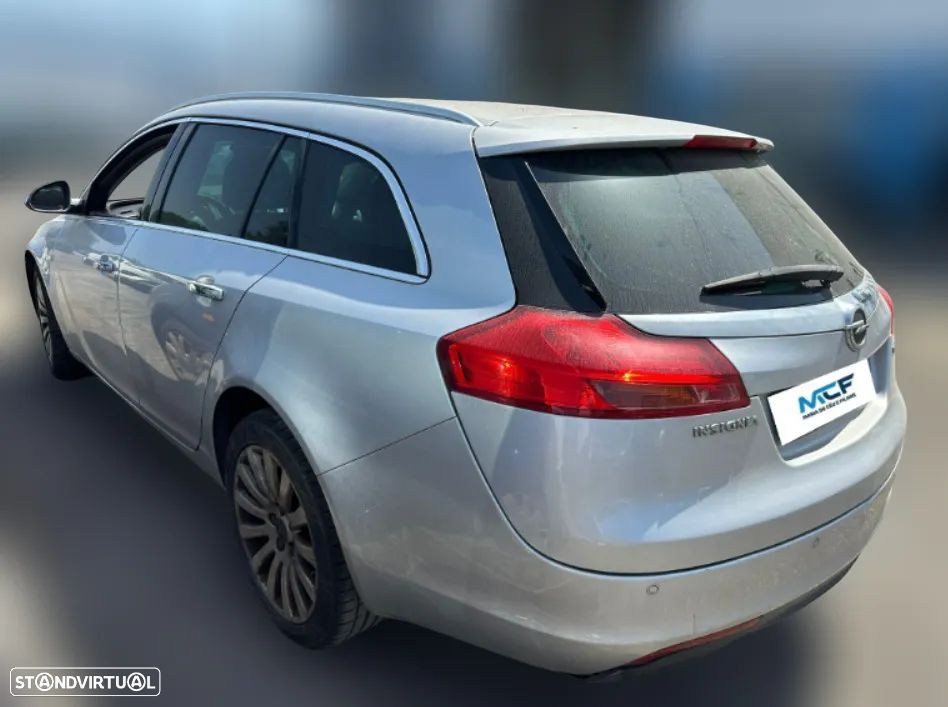 Opel Insignia A Sports Tourer 2.0 CDTI ref A20DTH de 2010 para peças - 2
