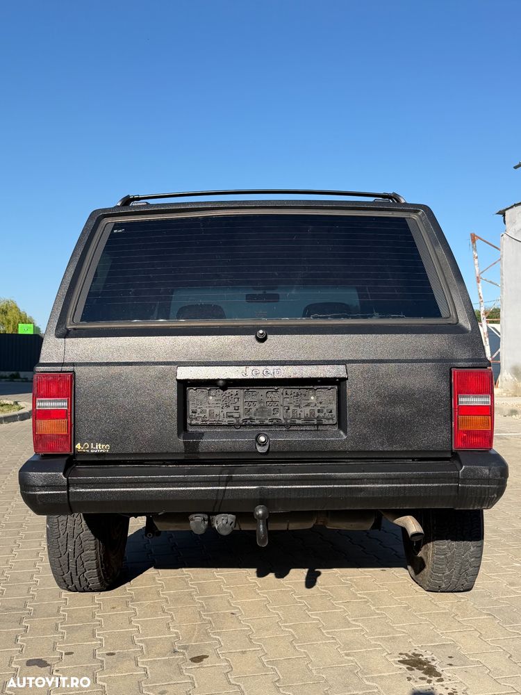 Jeep Grand Cherokee - 7