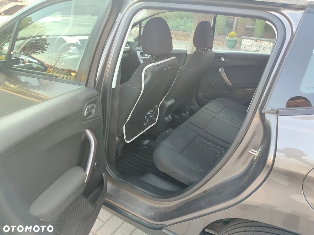 Peugeot 2008 PureTech 82 Allure - 33