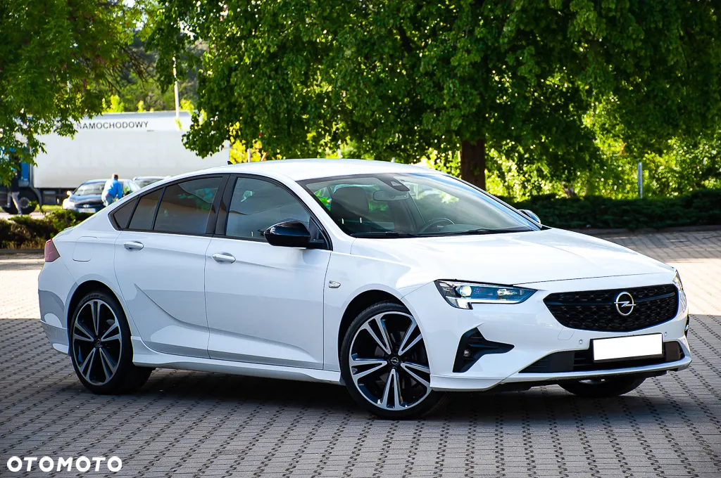 Opel Insignia Grand Sport 2.0 Diesel Automatik GS Line Plus - 4