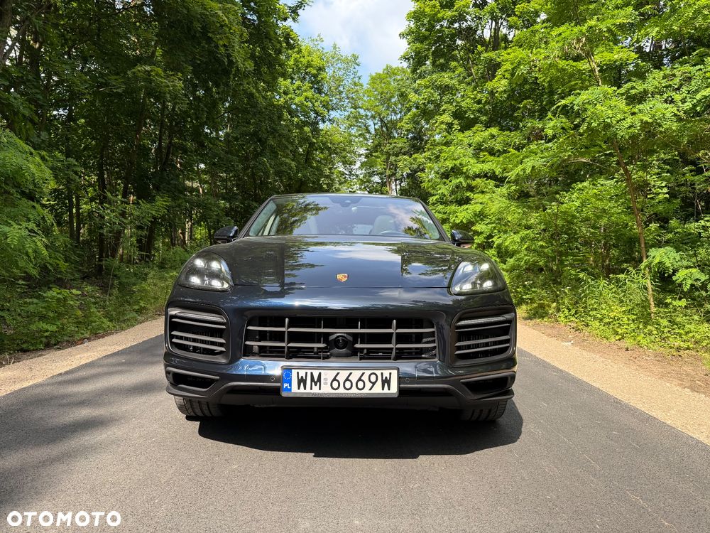 Porsche Cayenne Coupe GTS - 11