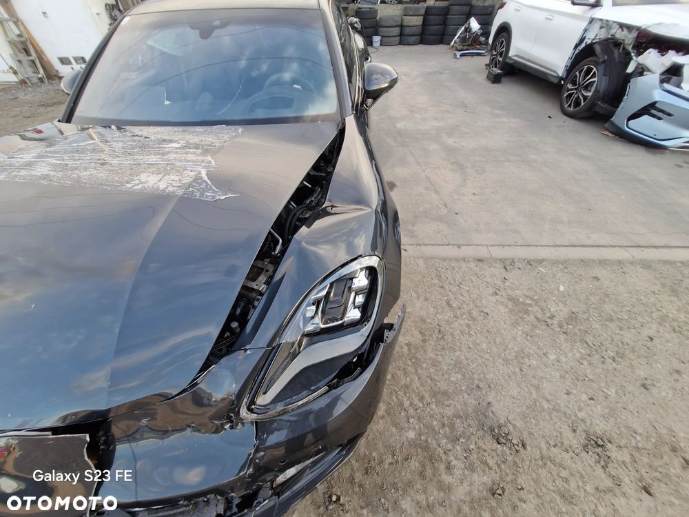 Porsche Panamera 4 E-Hybrid 10 Years Edition - 10