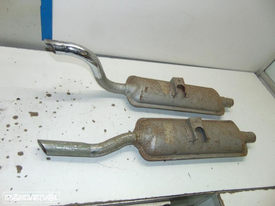 Antigos Fiat 125 S panelas de escape - 2