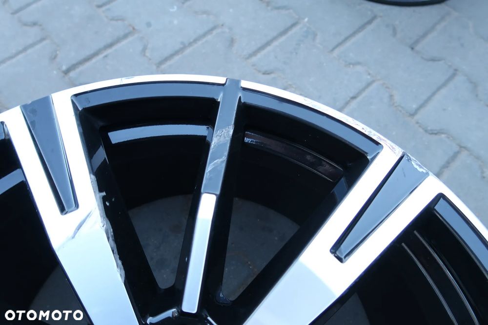 P02 Felga BMW 5A324E7 10x20et46 - 3