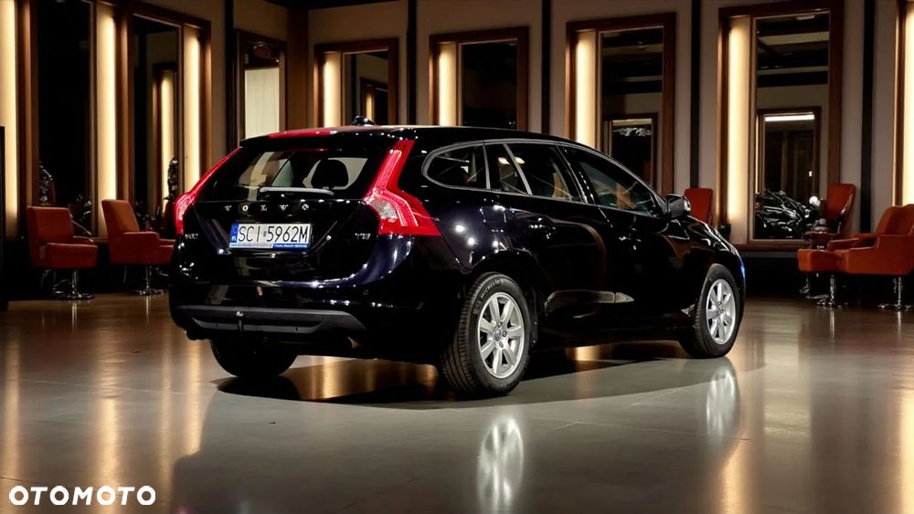 Volvo V60 T3 Edition Pro - 6