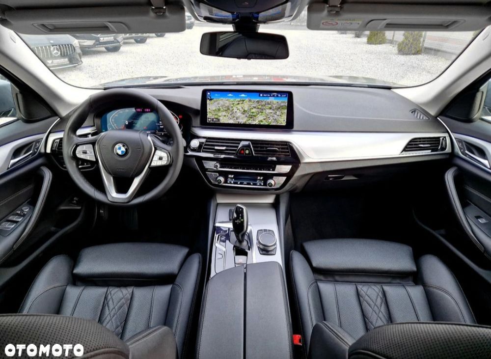BMW Seria 5 520d xDrive Sport Line - 9