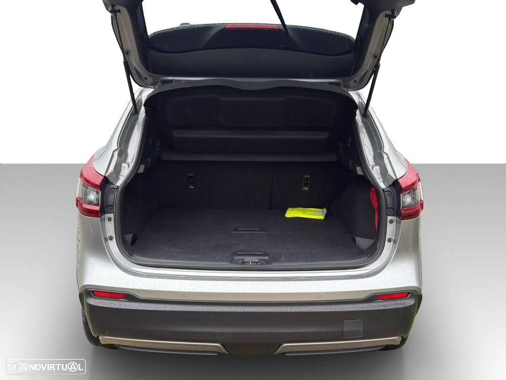 Nissan Qashqai 1.3 DIG-T N-Connecta J18 - 15