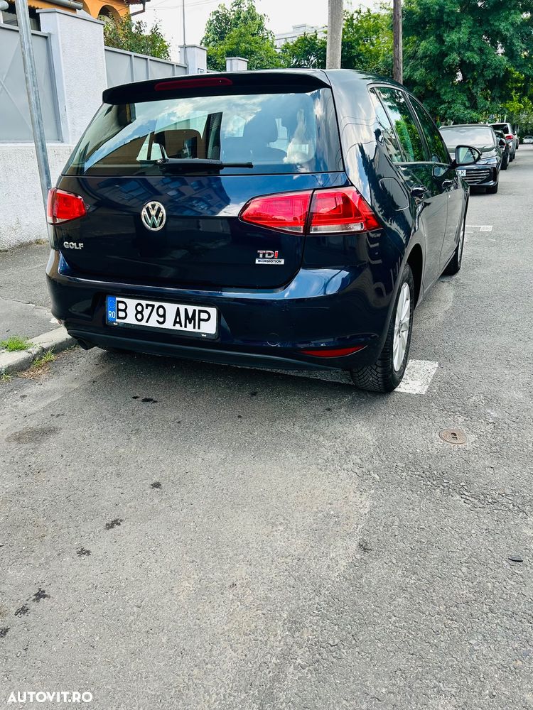 Volkswagen Golf 1.6 TDI DPF DSG BlueMotion Technology Comfortline - 1