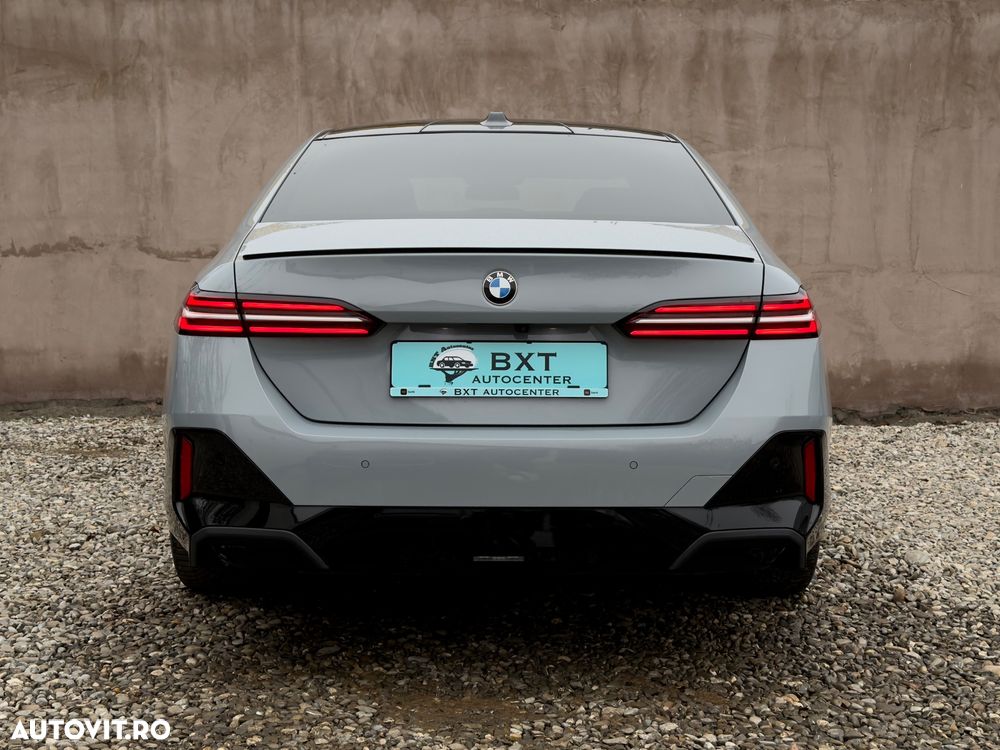 BMW Seria 5 520d AT MHEV - 14