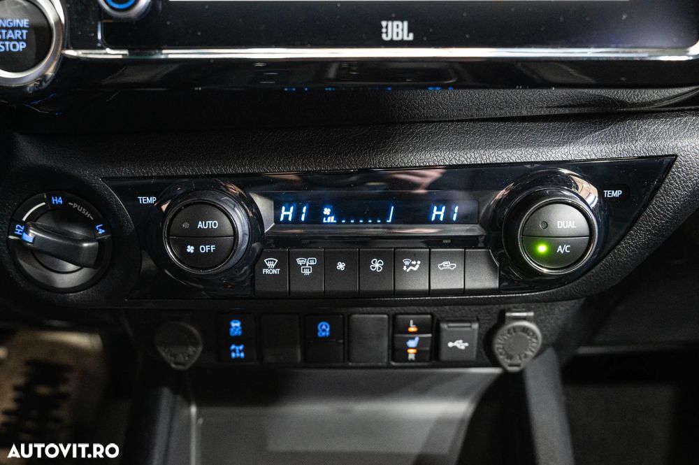 Toyota Hilux 2.8D 204CP 4x4 Double Cab AT GR Sport II - 15