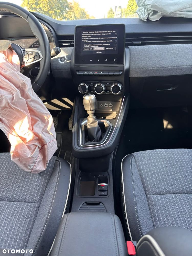 Renault Clio - 20