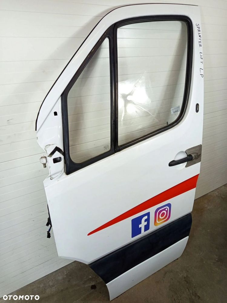 DRZWI LEWY PRZÓD LEWE PRZEDNIE MERCEDES SPRINTER W906 9147 - 4