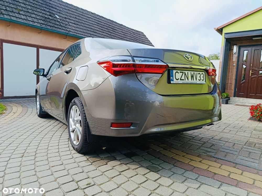 Toyota Corolla - 6