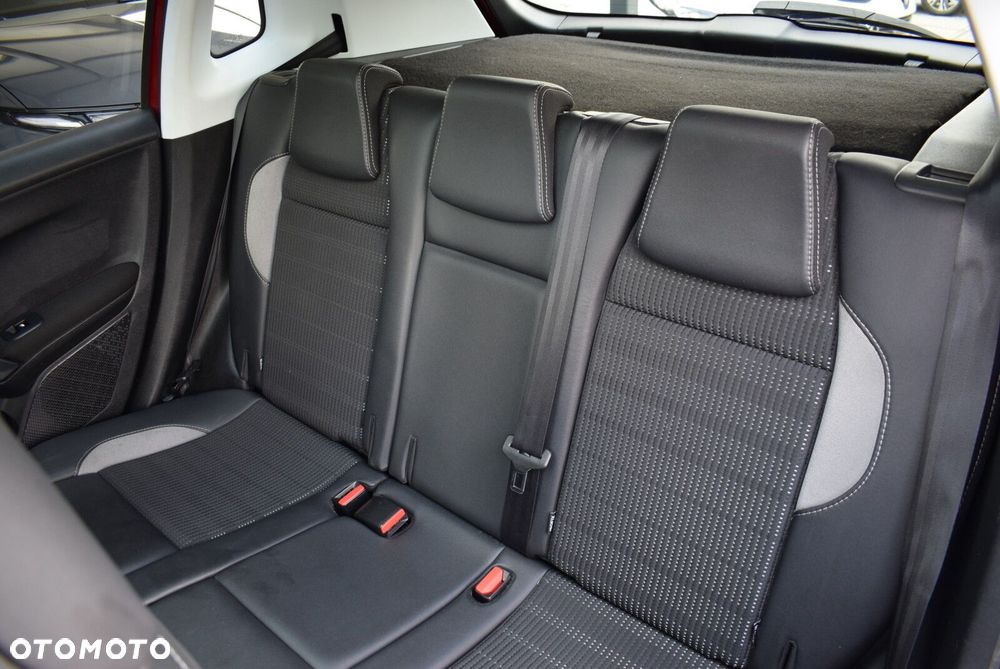 Peugeot 2008 - 25