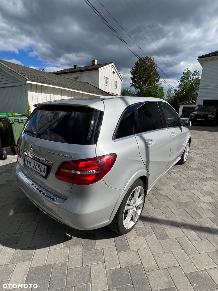 Mercedes-Benz Klasa B (Electric Drive) 250 e - 4
