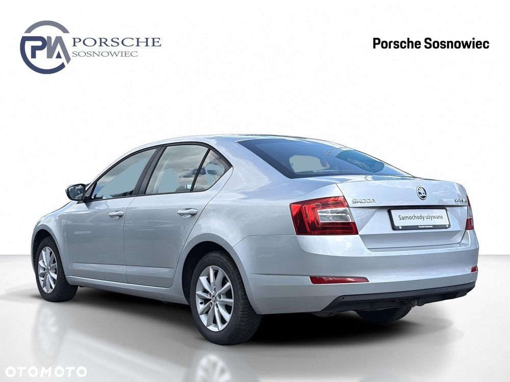 Skoda Octavia 2.0 TDI SCR Ambition - 4