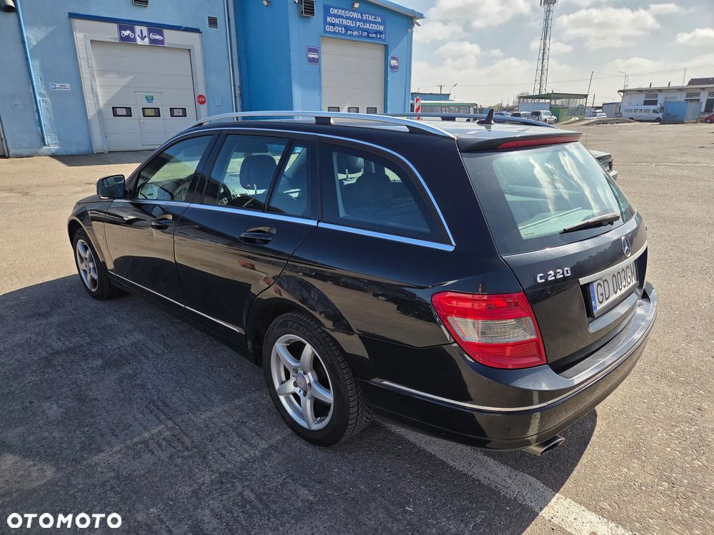 Mercedes-Benz Klasa C 220 CDI DPF Automatik Avantgarde - 6