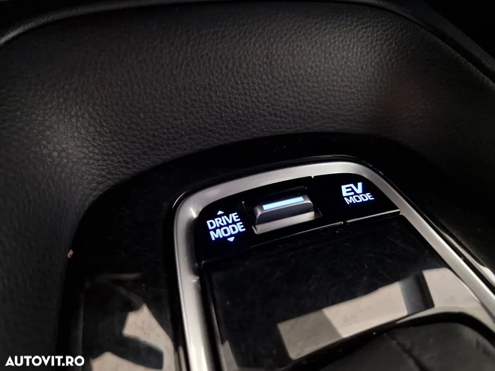 Toyota Corolla 1.8 Hybrid Business Edition - 21