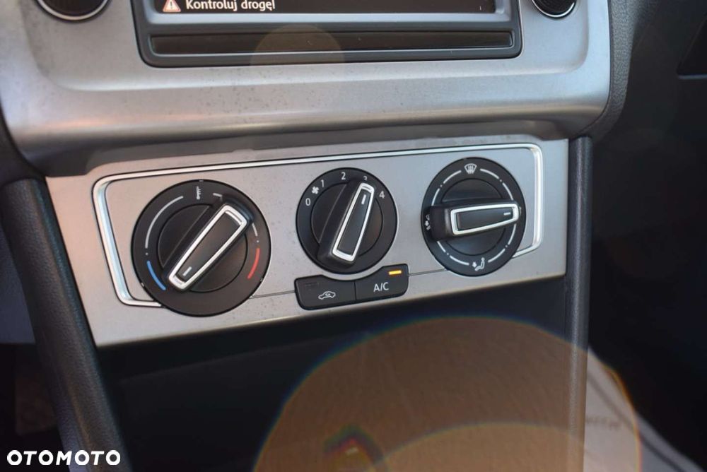 Volkswagen Polo - 34