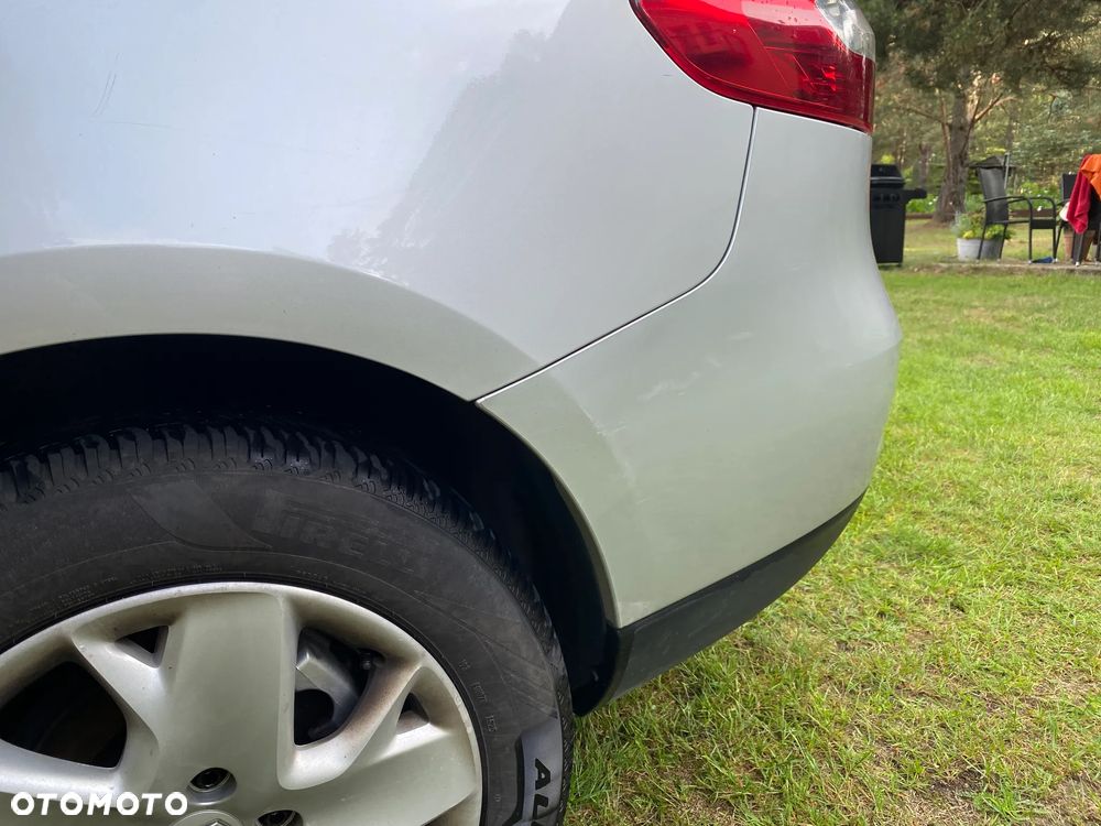 Renault Fluence 1.6 16V Color Edition - 16