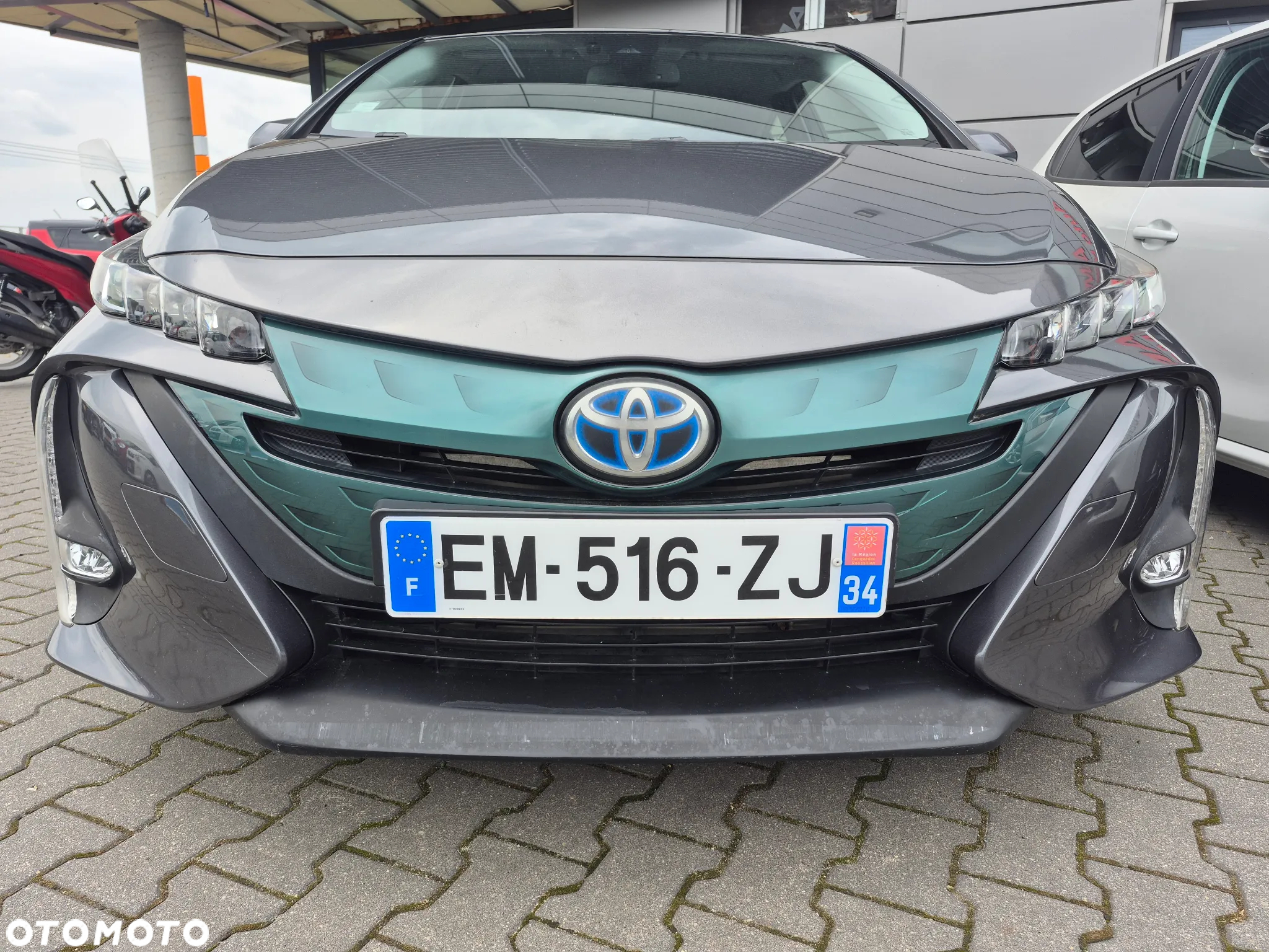 Toyota Prius Plug-in 1.8 Hybrid Executive - 2