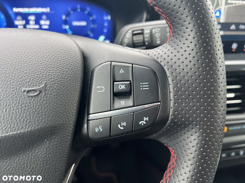 Ford Focus SW - 15