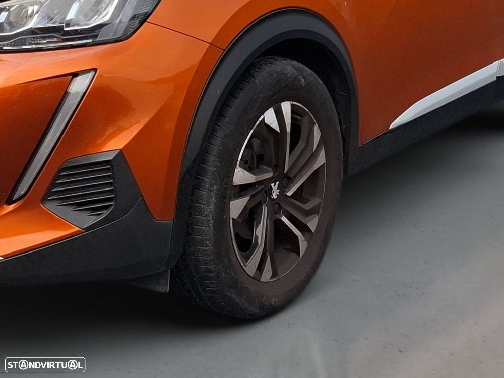 Peugeot 2008 1.2 PureTech Allure Pack - 4