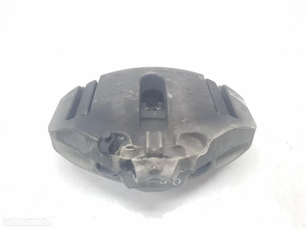 CALÍPER DE FREIO DIANTEIRO DIREITO BMW SERIE 5 BERLINA F10 - 1