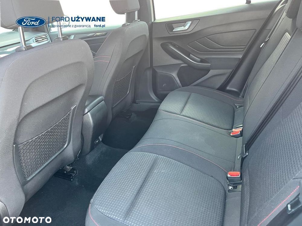 Ford Focus Turnier 1.5 EcoBlue Start-Stopp-System ST-LINE - 11