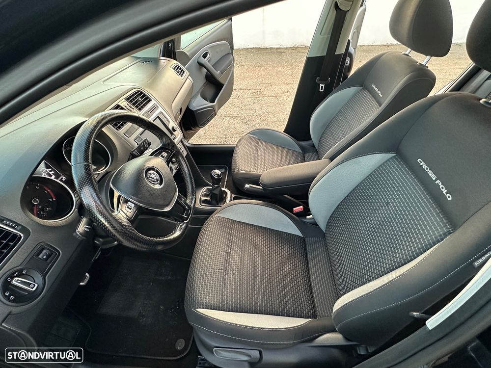VW CrossPolo 1.2 TSi GPS - 30