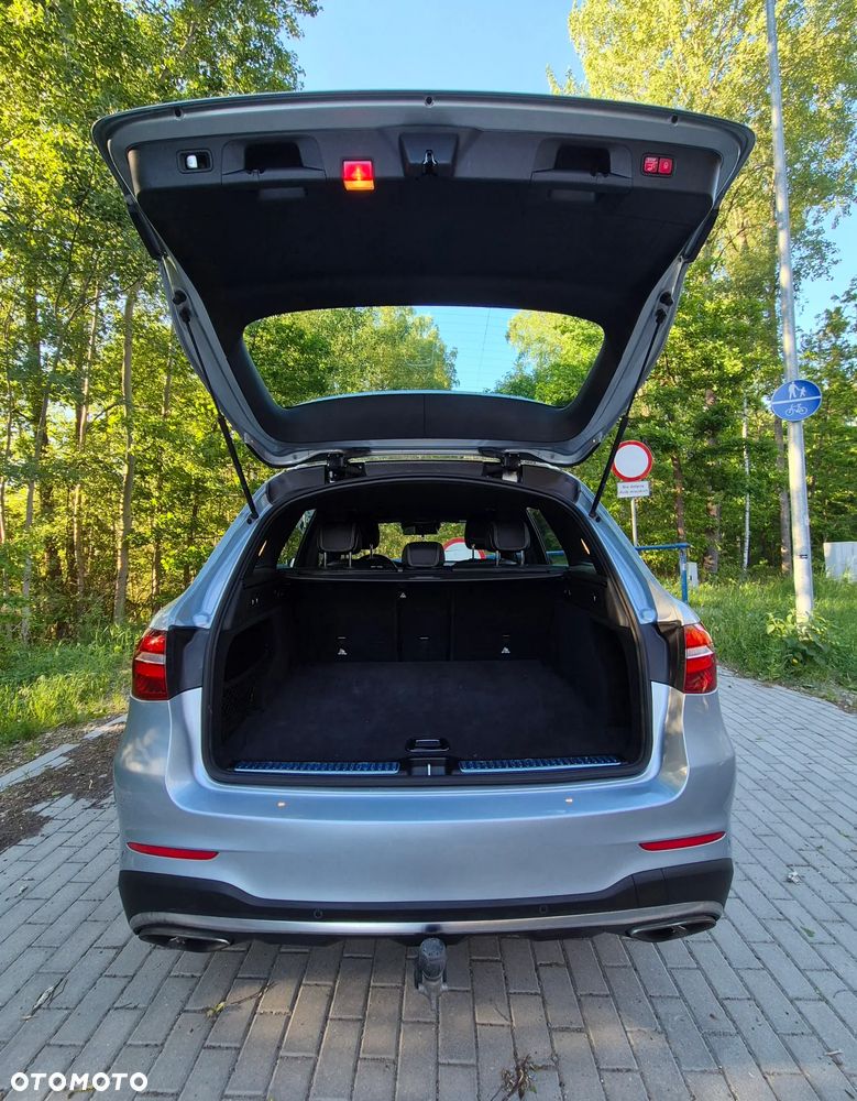 Mercedes-Benz GLC - 7