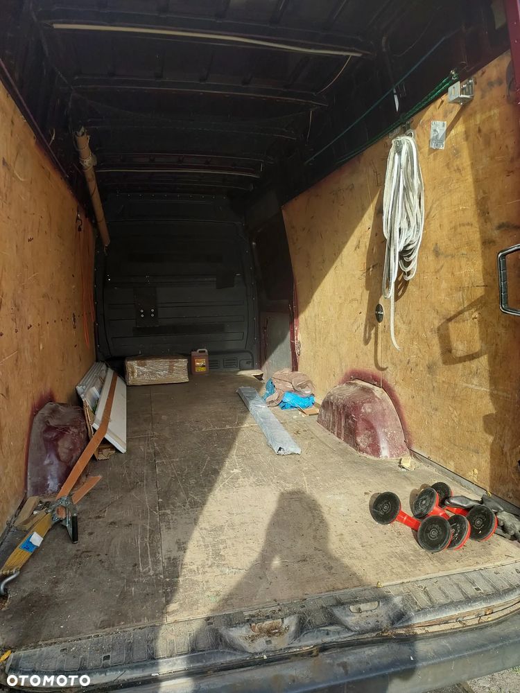 Volkswagen CRAFTER - 8