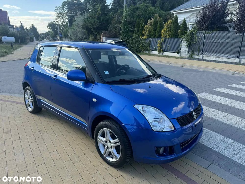Suzuki Swift 1.3 GS / Premium 4WD - 1
