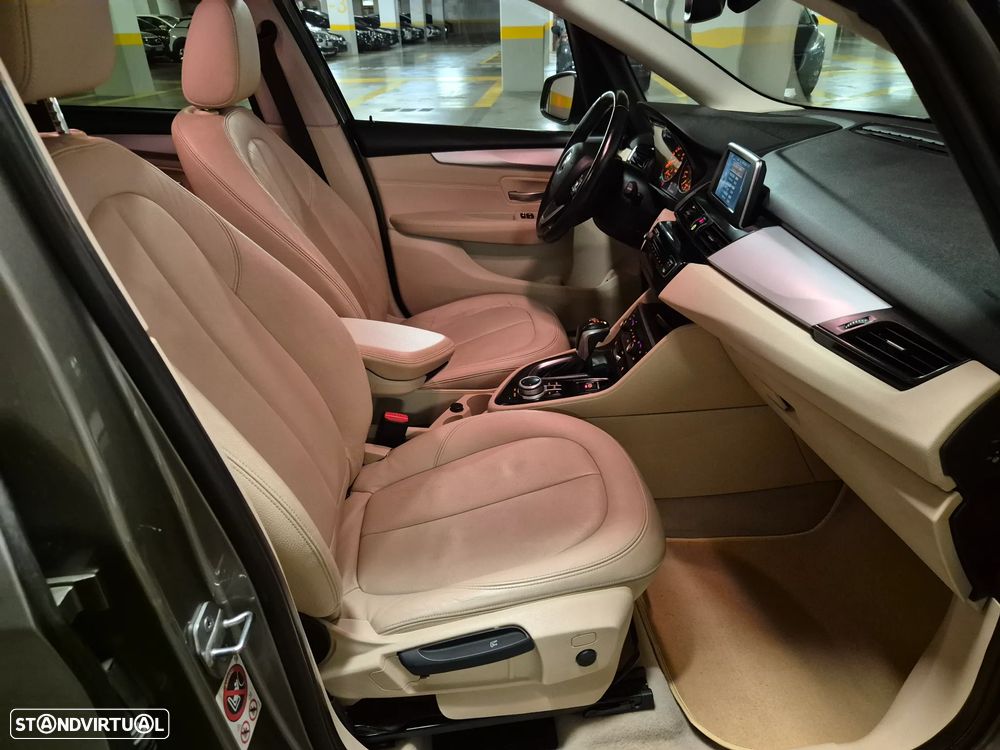 BMW 216 Active Tourer d Line Luxury Auto - 45