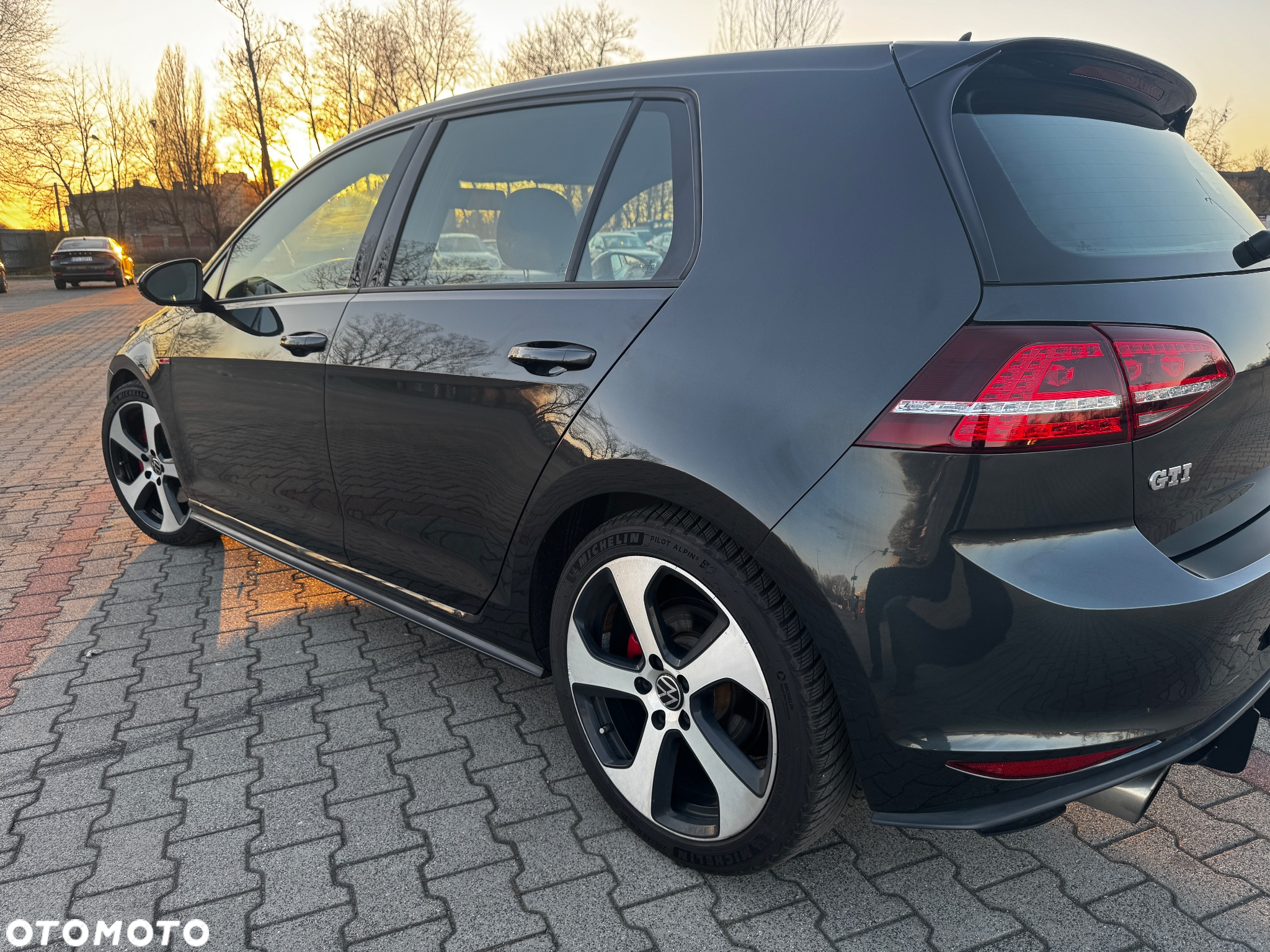 Volkswagen Golf VII 2.0 TSI BMT GTI DSG - 2