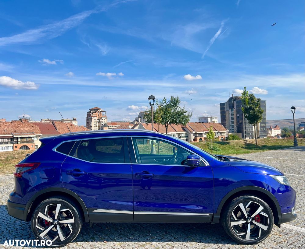 Nissan Qashqai 1.6 DCI TEKNA+ - 11