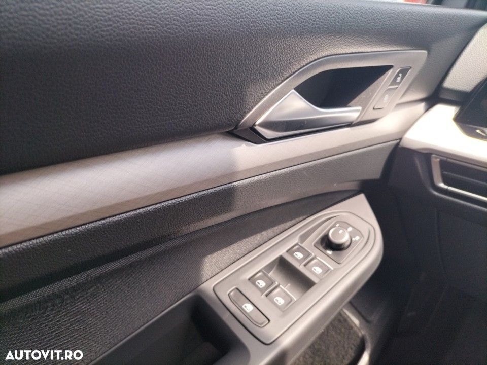 Volkswagen Golf 1.5 eTSI DSG MHEV Life - 13