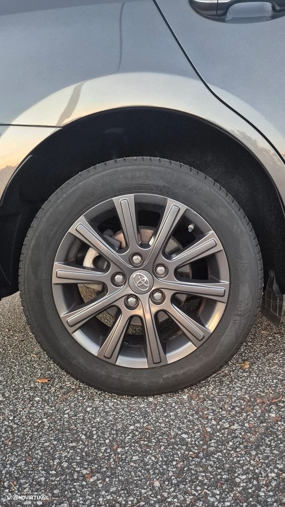 Toyota Corolla 1.33 VVT-i Exclusive+Navi - 11