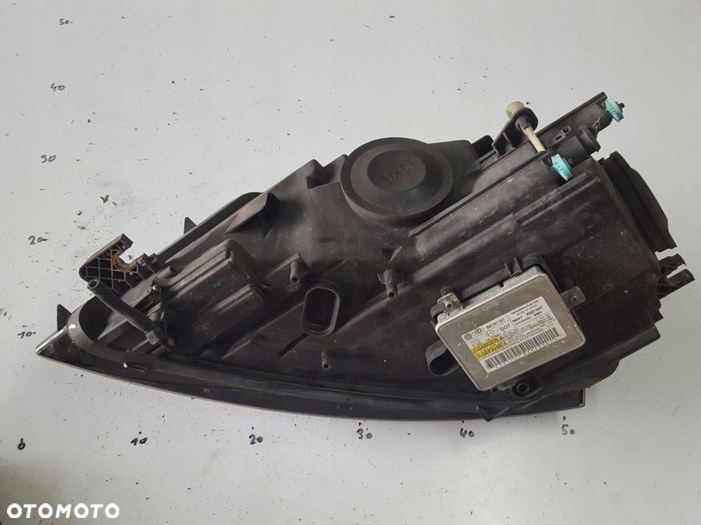 AUDI A3 8P LIFT 08-12r LAMPA XENON PRAWA PRZÓD ANGLIK - 5