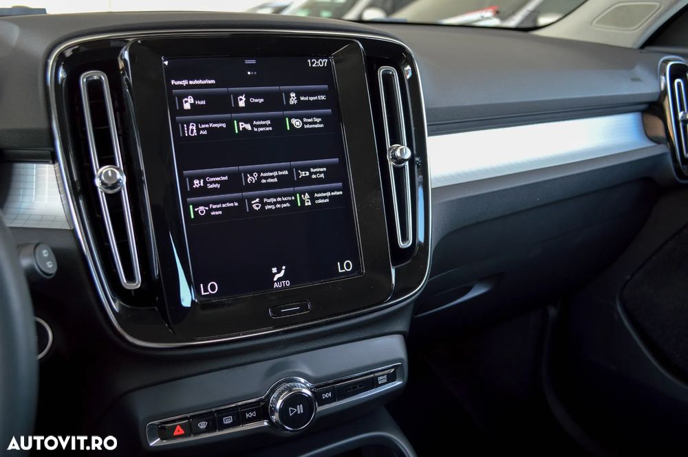 Volvo XC 40 T5 Recharge DKG Essential - 8