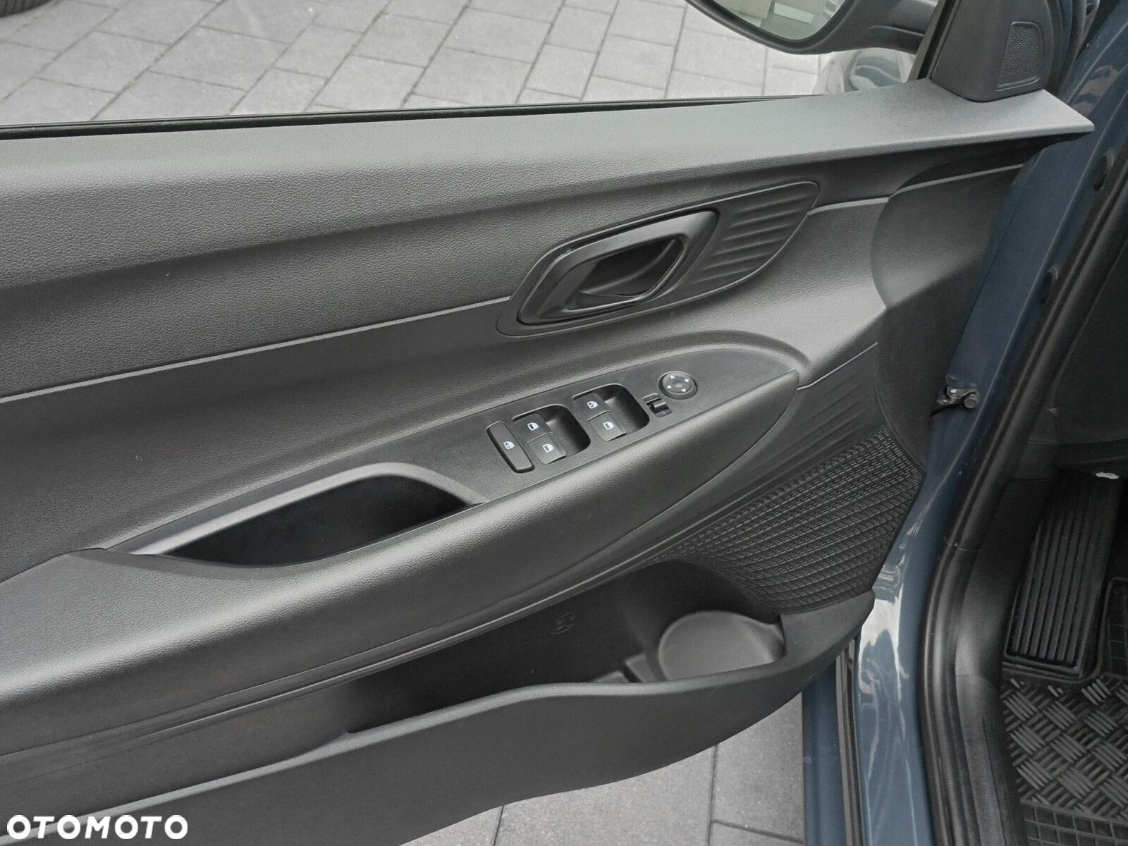 Hyundai i20 - 17