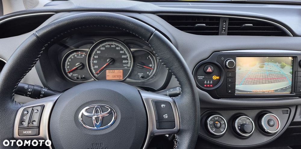 Toyota Yaris 1.33 VVT-i Life - 14