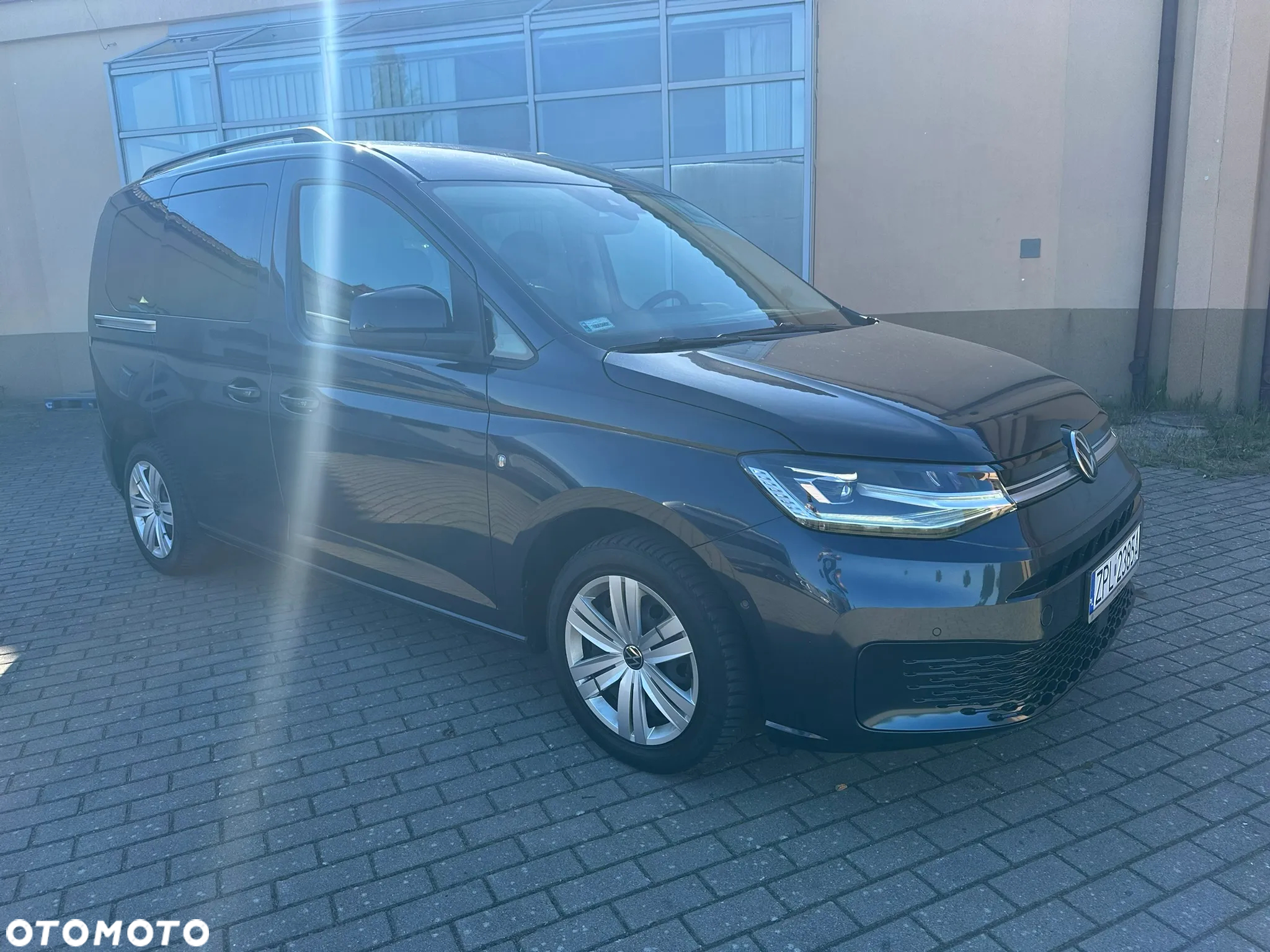 Volkswagen Caddy 2.0 TDI DSG - 6