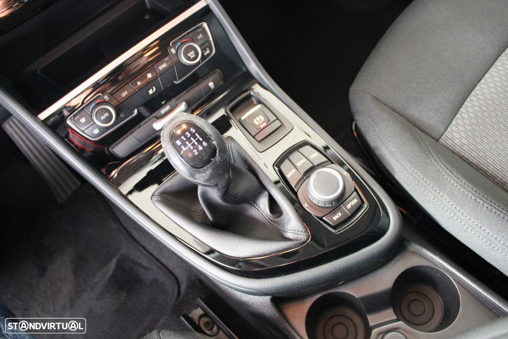 BMW 216 Active Tourer d Advantage - 12