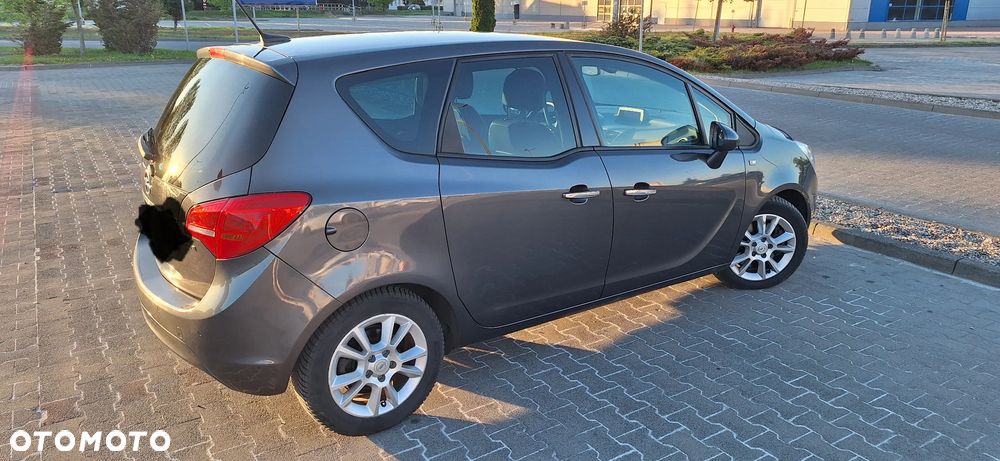 Opel Meriva 1.7 CDTI Cosmo - 1