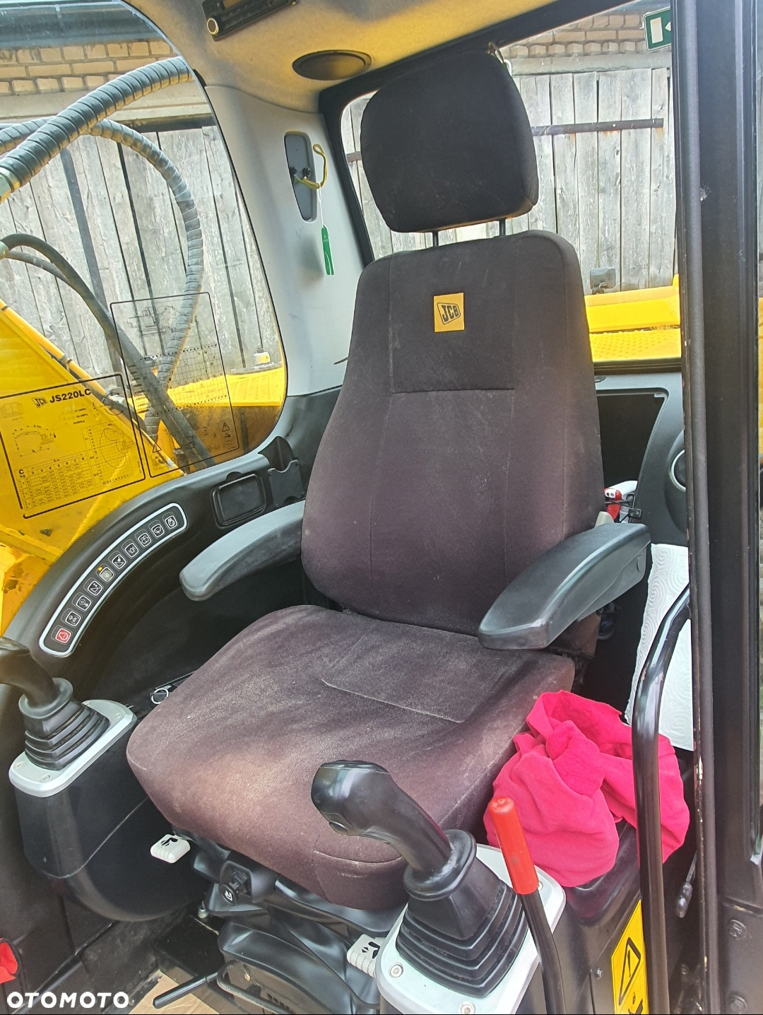 JCB JS220LC - 7