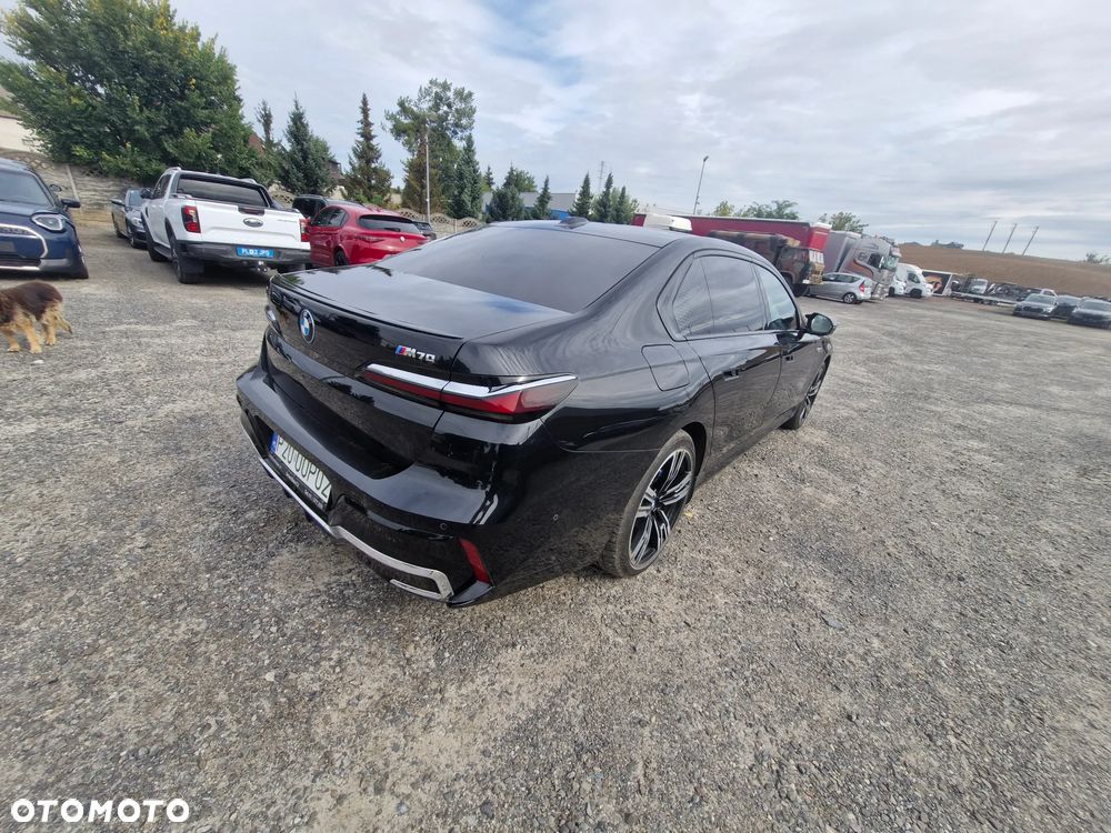 BMW i7 105.7kWh M70 xDrive - 5