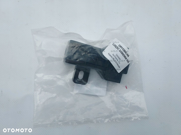 Wspornik belki zderzaka tylny Proceed 86636J7700