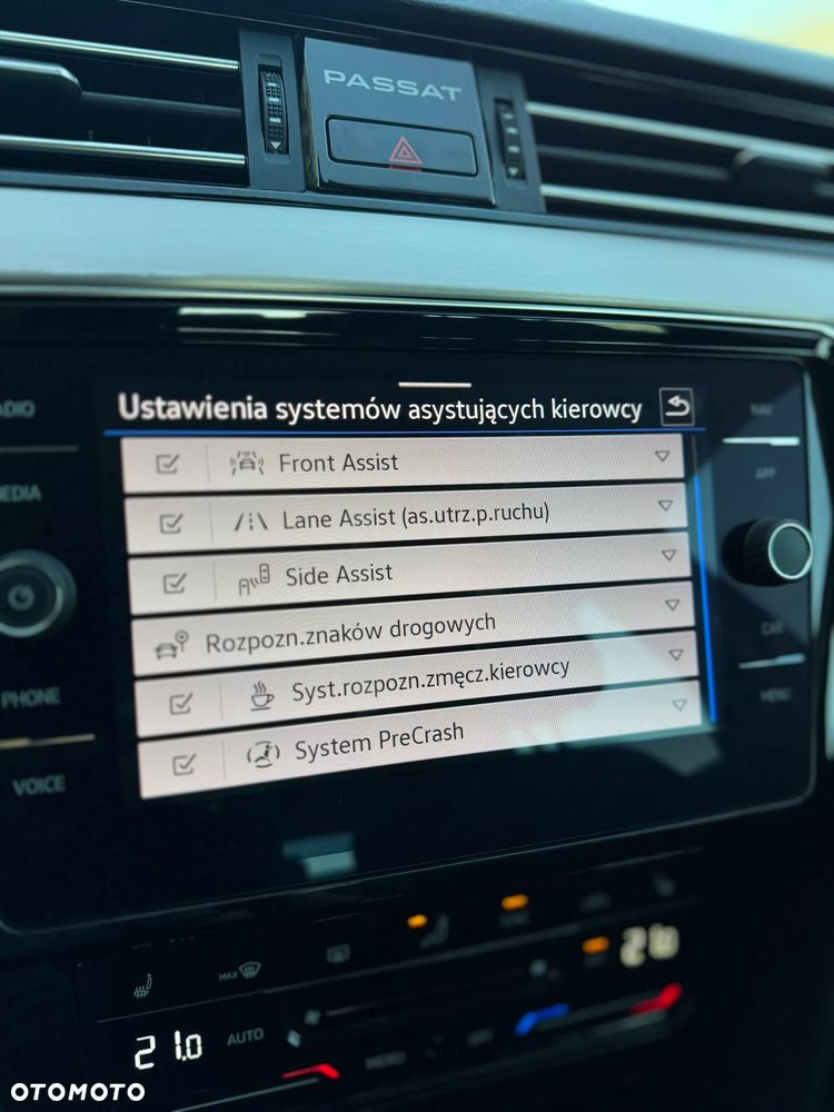 Volkswagen Passat - 15