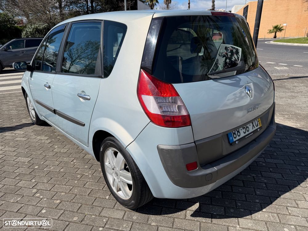 Renault Scénic 1.9 dCi Privilège Luxe - 4